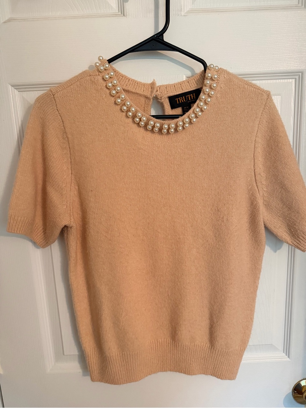Truth Pearl-Trim Short Sleeve Sweater in Peach